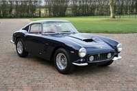 Bonhams offer great classic cars at Retromobile