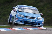 Auto Windscreens sponsors Jason Plato in 2009 BTCC