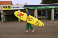 Motorists surf the web to catch a fast-fit bargain