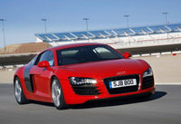 RS 6, TTS and R8 headline in Advanced Audi Driving Experience