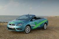 Ford unveils green Focus Coupé-Cabriolet concept
