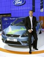 Ford closing on 30 years as UK car market leader