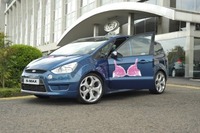 Ford MPVs support charity walkers