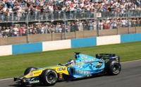 Huge crowds flock to World Series by Renault spectacular