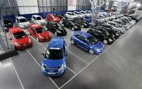 Up for the Cup! Over 50 Renault Clio racers in UK and on track