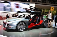 Coupe flagship for new Megane