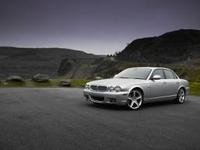 Jaguar XJ awarded ‘Best Large Executive Car’