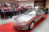Jaguar XF makes strong debut