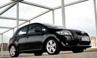 Toyota Auris achieves five-stars from Euro NCAP
