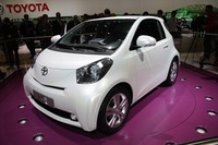 Highly intelligent hybrids boost Toyota's eco-credentials