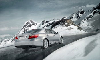 Lexus LS 460 all-wheel drive premieres at Moscow Motor Show | Easier