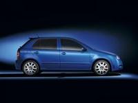 Skoda aims new Fabia at younger buyers