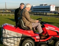 Southern Group gets familiar with Honda