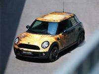 Testino MINI goes under the hammer for Life Ball charity 