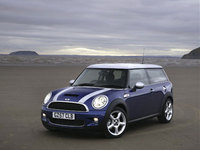 Mini dealers open doors to first Clubman customers