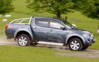 Mitsubishi LCVs score double-top in 2006 What Van? Awards