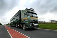 UK’s first FH16-580 Euro 4 goes to Chris Waite Transport