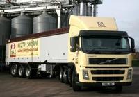 HST Feeds takes delivery of first Euro 4 Volvo Truck in the North-West