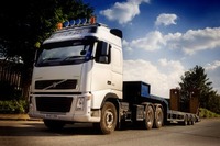 FH16-580 tractor and FM-400 tippers for Central Tipper Hire