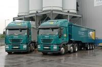 Iveco delivers Stralis tractors to Frontier Agriculture