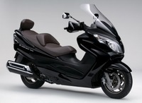 Suzuki launch luxury Burgman 400