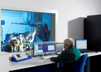 Prime Minister Balkenende opens new DAF Engine Test Center