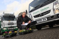 Renault fleet grows at Hayes Garden World