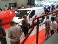 Average LCV prices remain stable