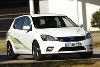 Hybrid power for Kia cee’d and Kia Sorento