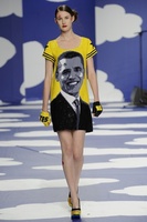 Katy Perry wears Barack Obama at MTV awards