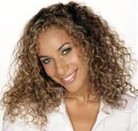 Leona Praised By Whitney