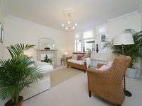 £100 on presentation adds £1000 to asking price