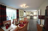 Romance is in the air at Oxley Gardens