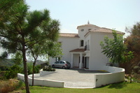 Spain’s Casa Colina - Key-ready luxury on a golf course