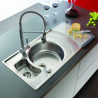 Waves of applause for ripple effect sink