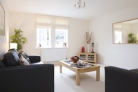 A chic home to ‘show’ off in