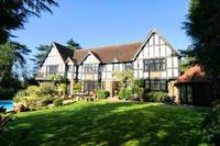 Paradise is not lost in Radlett