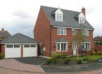 Five bedroom luxury home reduced by £20,000