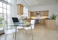 Top housebuilder commends mortgage rate drop