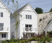 Make a new home at Holborough your resolution for 2009