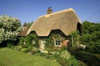 Country property that's insulated from the world