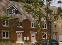 Splash out on a new home at Lakelands Edge