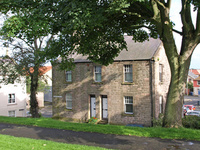 A delightful Regency apartment on the walls