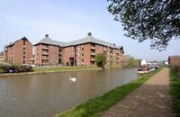 Waterside living in Leighton Buzzard