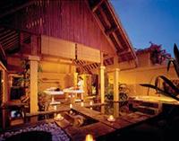 Emirates Holidays launch honeymoon deals