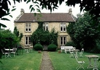 Wiltshire guesthouse forges Japanese links