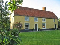 Christmas breaks - From cowsheds to country manors
