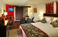 Holiday Inn London-Chessington opens