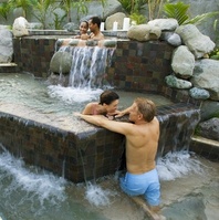 Half Moon opens Fern Tree Spa