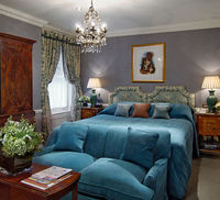 Celebrity stylists hiding out in hip hotels